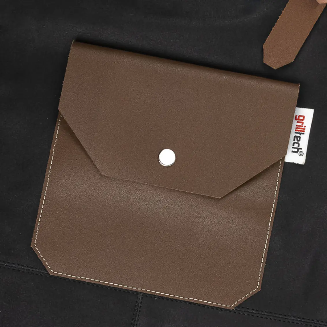 Pechera Cuero Asador Master Black Grilltech 6