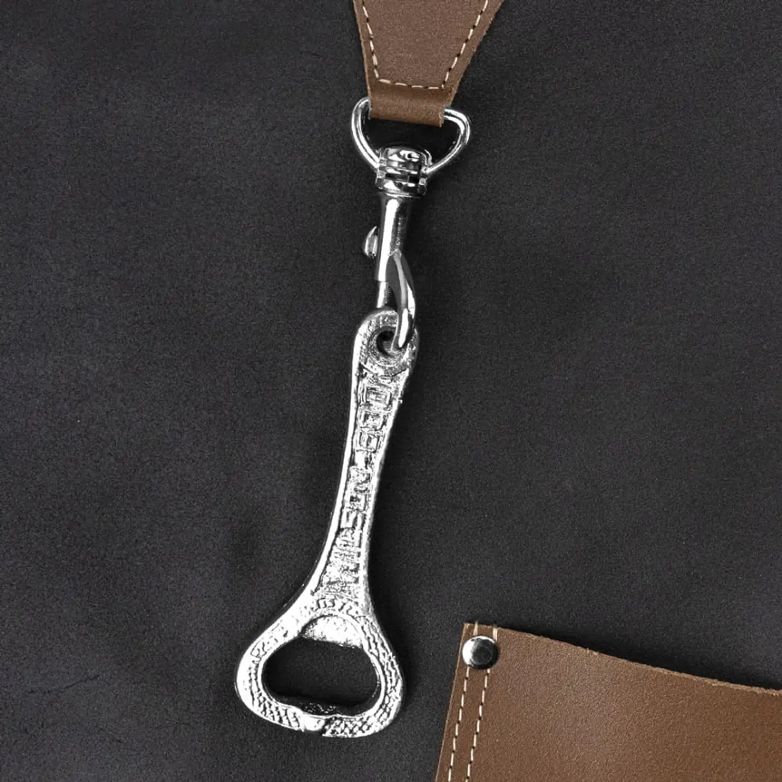 Pechera Cuero Asador Master Black Grilltech 14