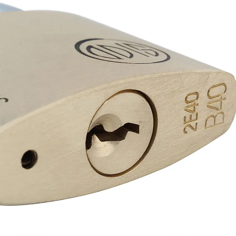 Candado Odis Bronce Serie B B40 2