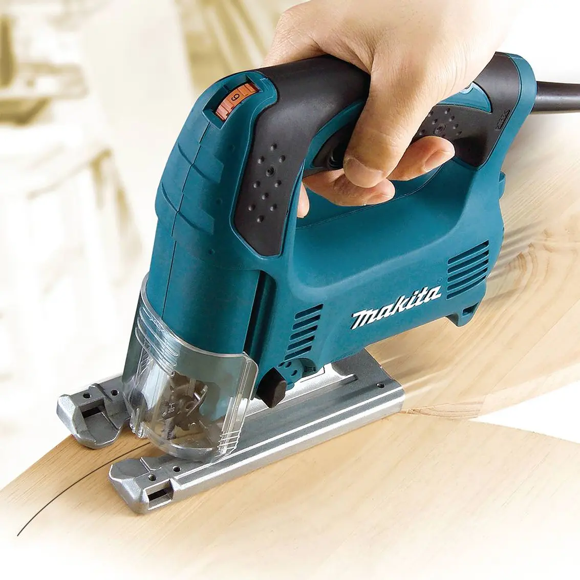 Sierra Caladora 450 W. - Vel. Variable, Capacidad Max. Corte 3