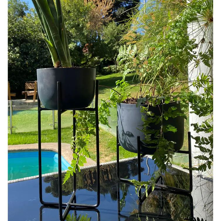 Macetero Con Pedestal M Grafito 14X36Cm 3