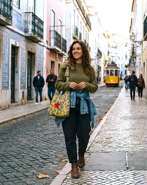 Lola bag | Animal print | Moo | Cinza e amarelo