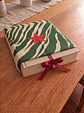 Bolsa livros e e-book | Animal print | Savana | Verde e creme - Thumbnail 1