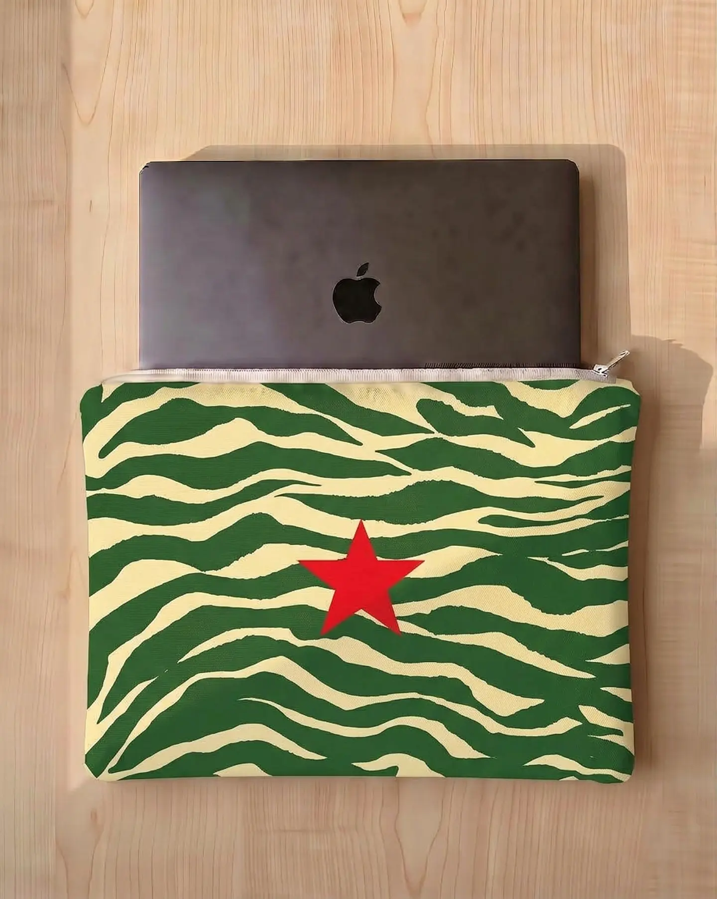 Bolsa portátil | Animal print | Zazu | Verde e creme 1
