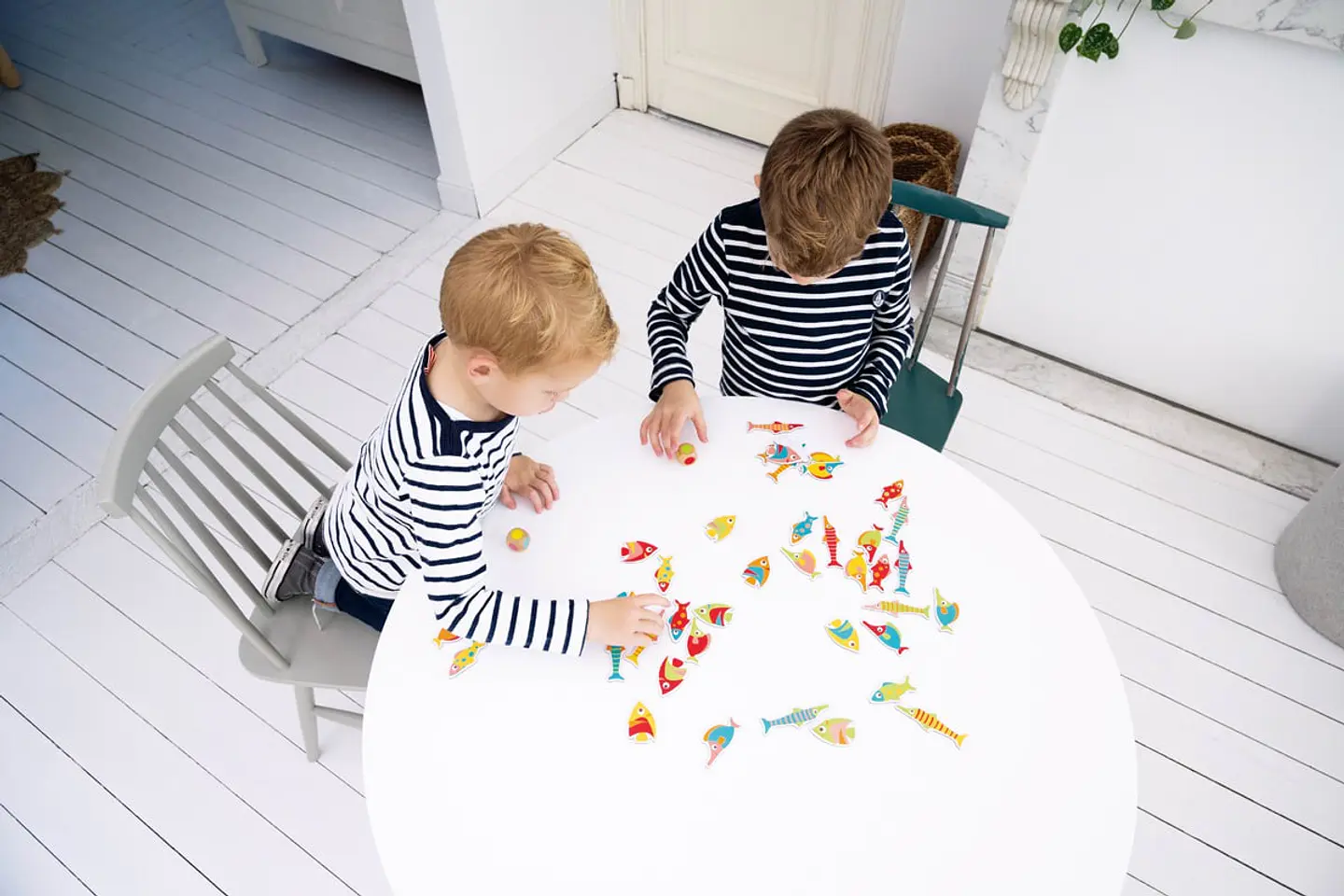 Juego de Mesa Encuentra un Pez 3