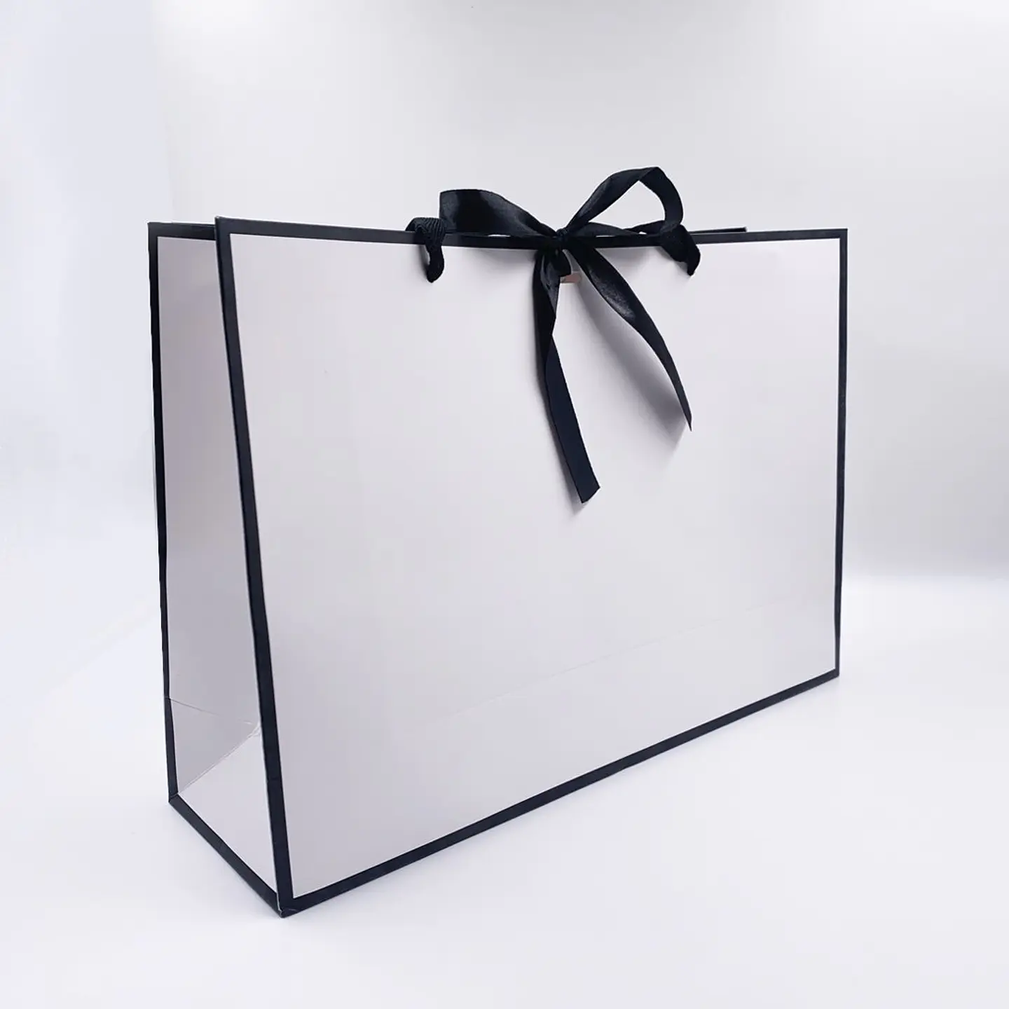 Bolsa Boutique 40x28x12cm 1
