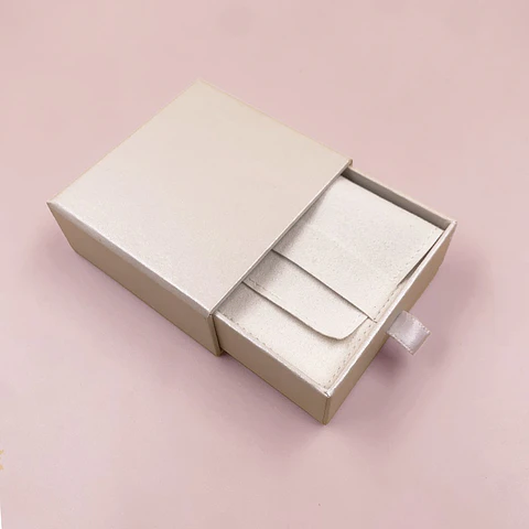 Caja joyería Pouch 8x8x3cm