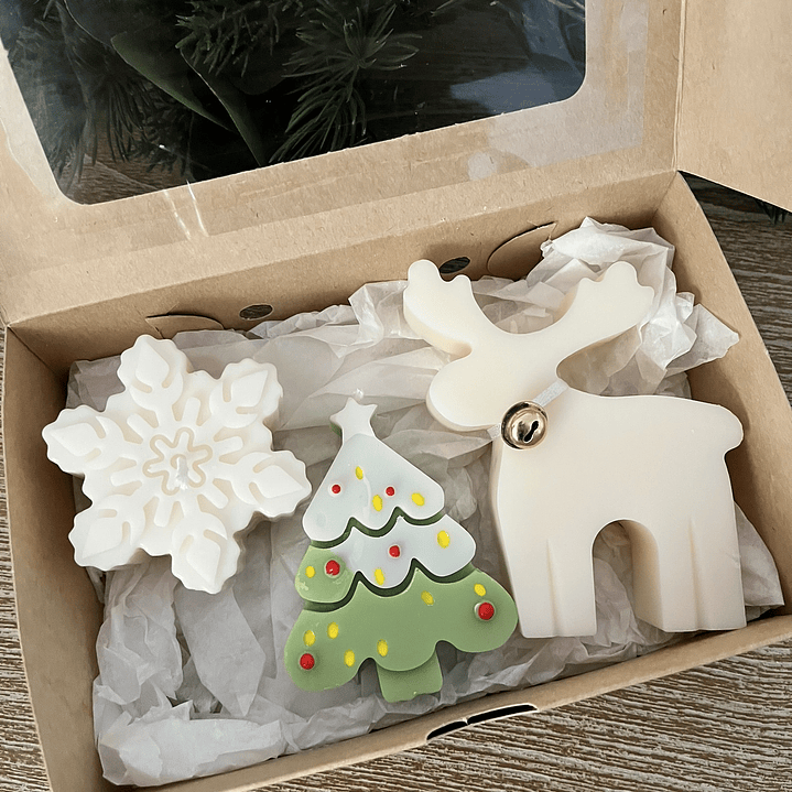 Caja navideña: Reno, árbol, copo de nieve. 2