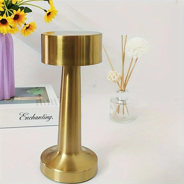 2x Lámparas metal DORADO de tocador, velador, mesa, arrimo. Recargable con usb CYBER