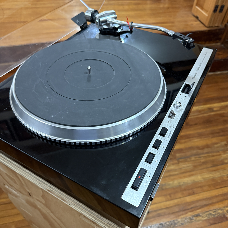 TORNAMESA   SANSUI   5