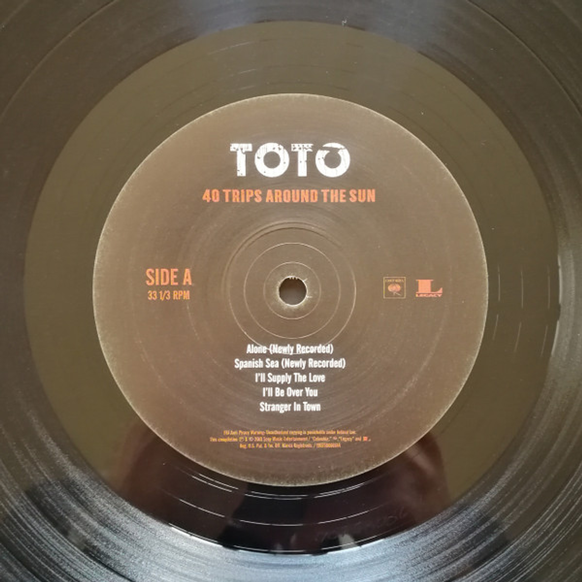 Toto – 40 Trips Around The Sun 3