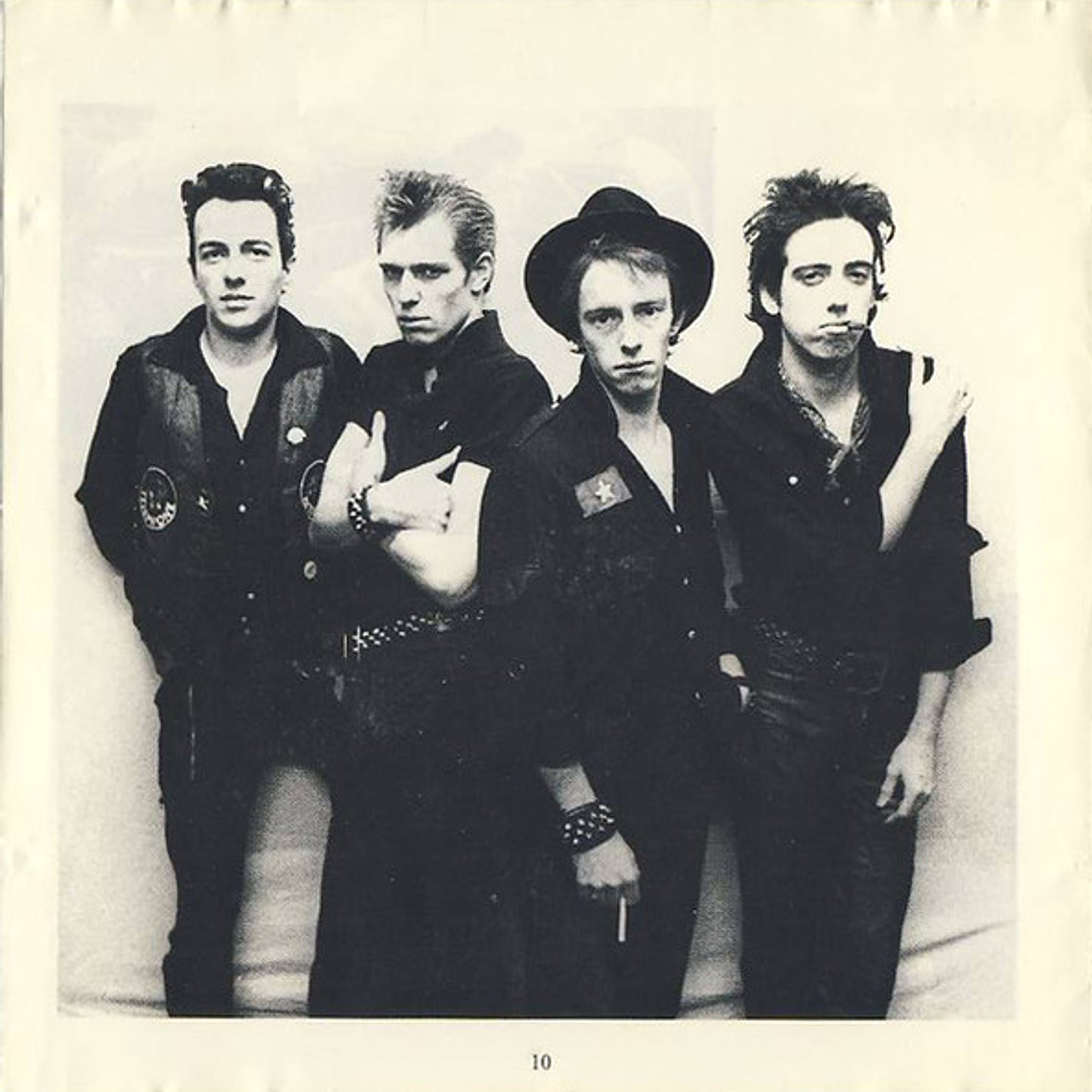 The Clash – The Story Of The Clash Volume 1 2