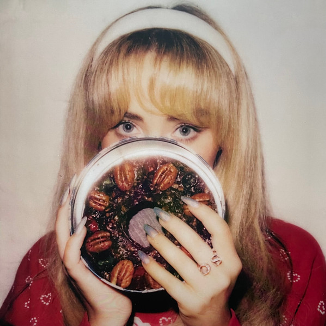 Sabrina Carpenter – Fruitcake 1