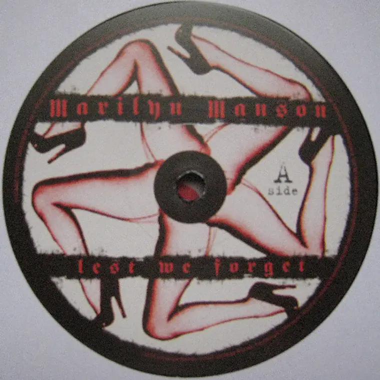 Marilyn Manson ‎– Lest We Forget - The Best Of & PRIMERA EDICION  UK 2004 4