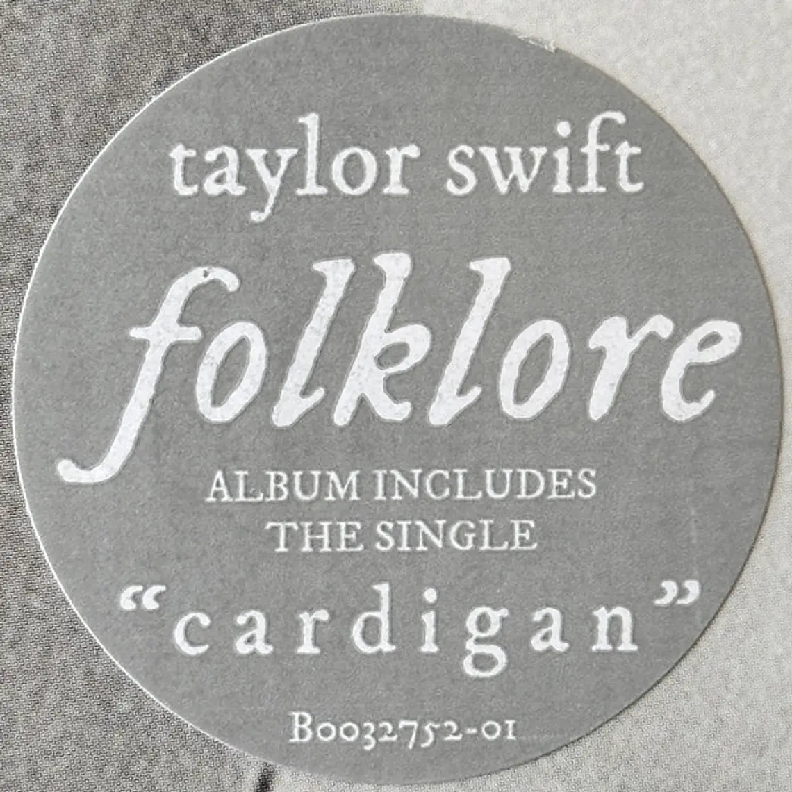 Taylor Swift – Folklore 6