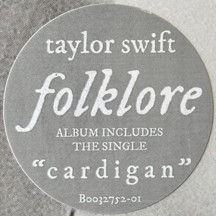Taylor Swift – Folklore 6