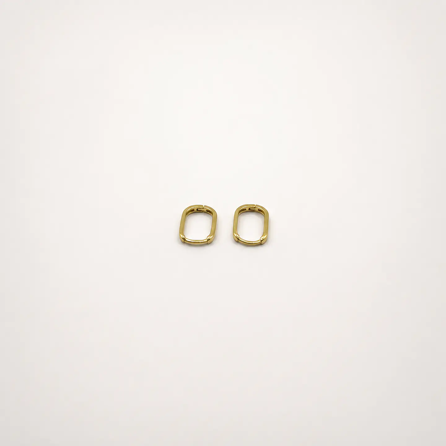 Aros Argolla Rectangular Dorados 1