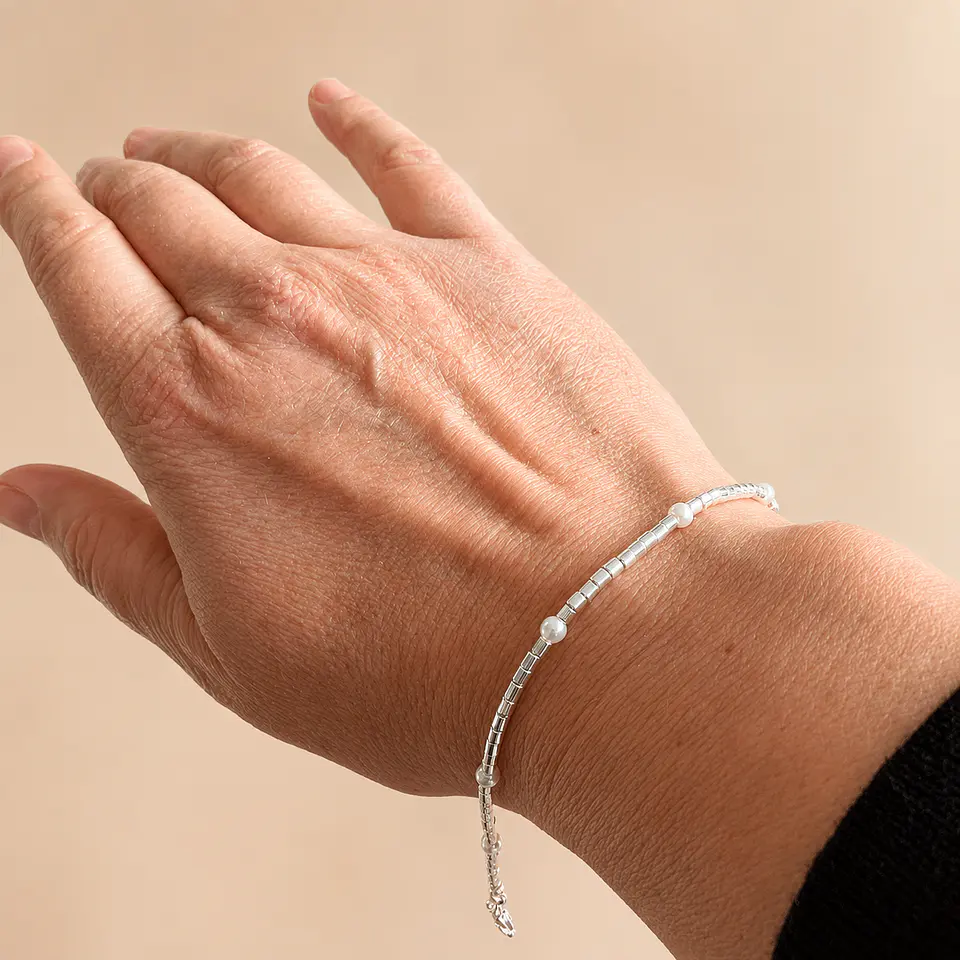 Pulsera Mostacillas y Perlas Plateada 3