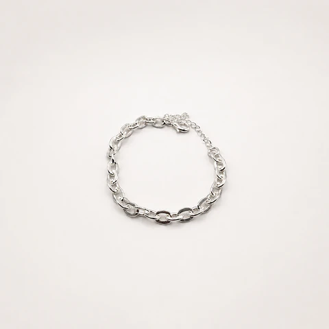 Pulsera Candado Eslabones Plateada
