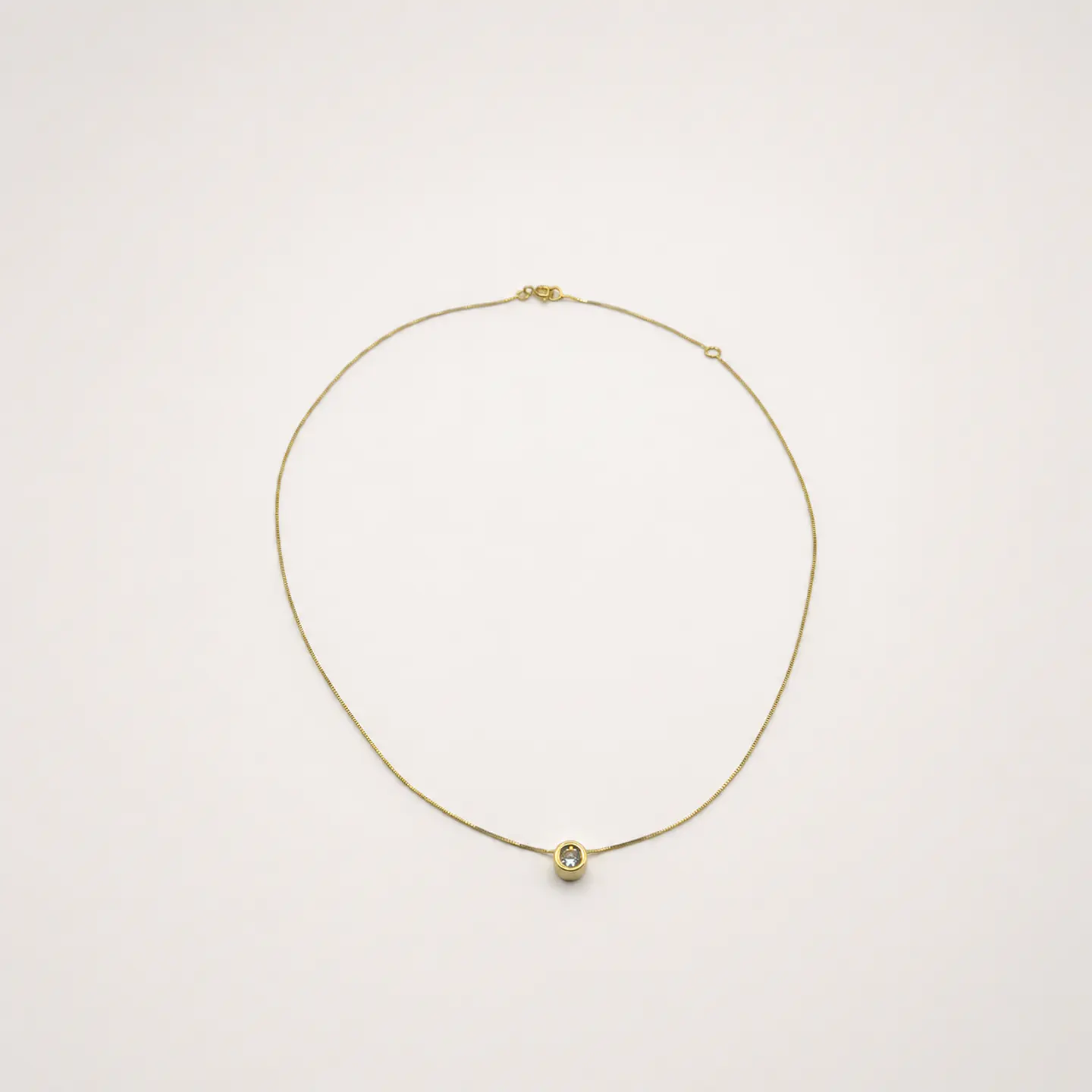Collar Punto de Luz Bañado en Oro 2