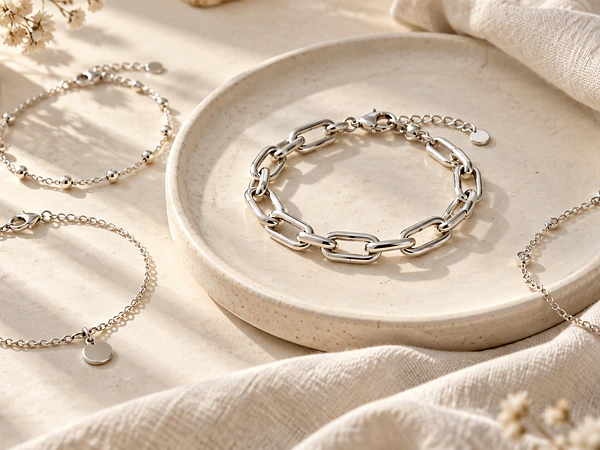 Pulseras de eslabones: cómo elegirlas y combinarlas