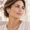 Aros de flor: cómo elegirlos y combinarlos con estilo
