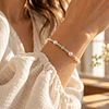 Pulsera de mostacillas: cómo combinarla y elegir el largo