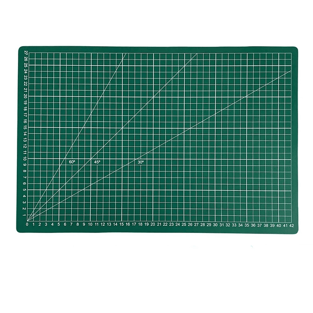 Base de Corte Cuadriculada con Ángulos 8