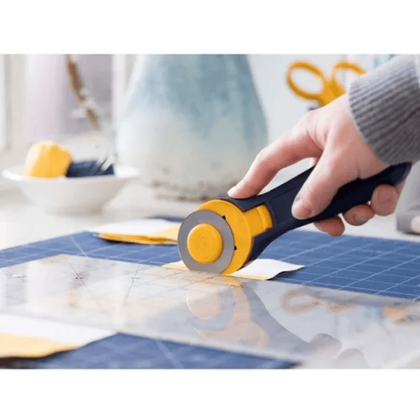 Cuchillo Rotativo para Tela Olfa Splash 5