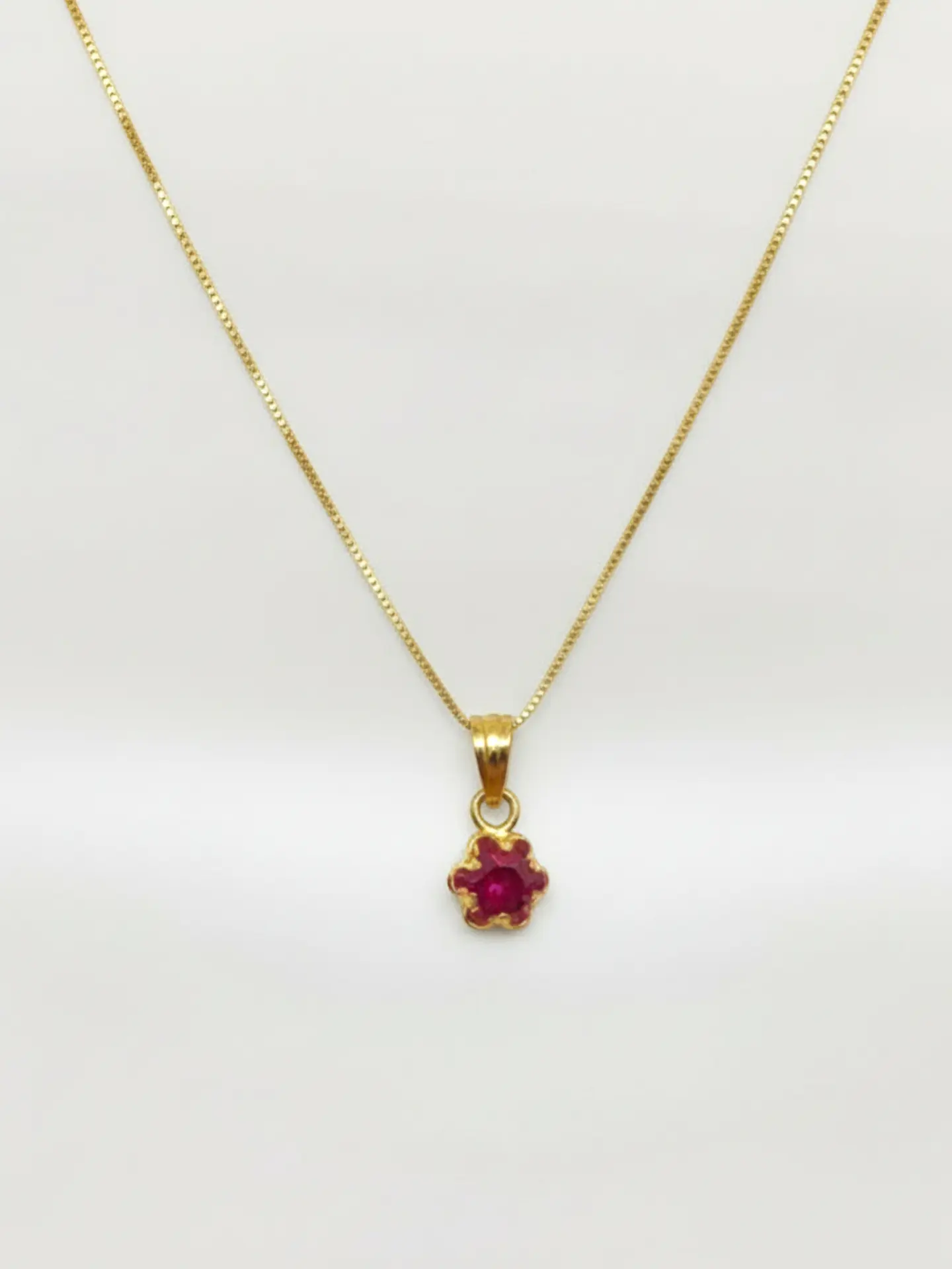 Cadena Veneciana Rubí Real Mediano Oro 18k 3