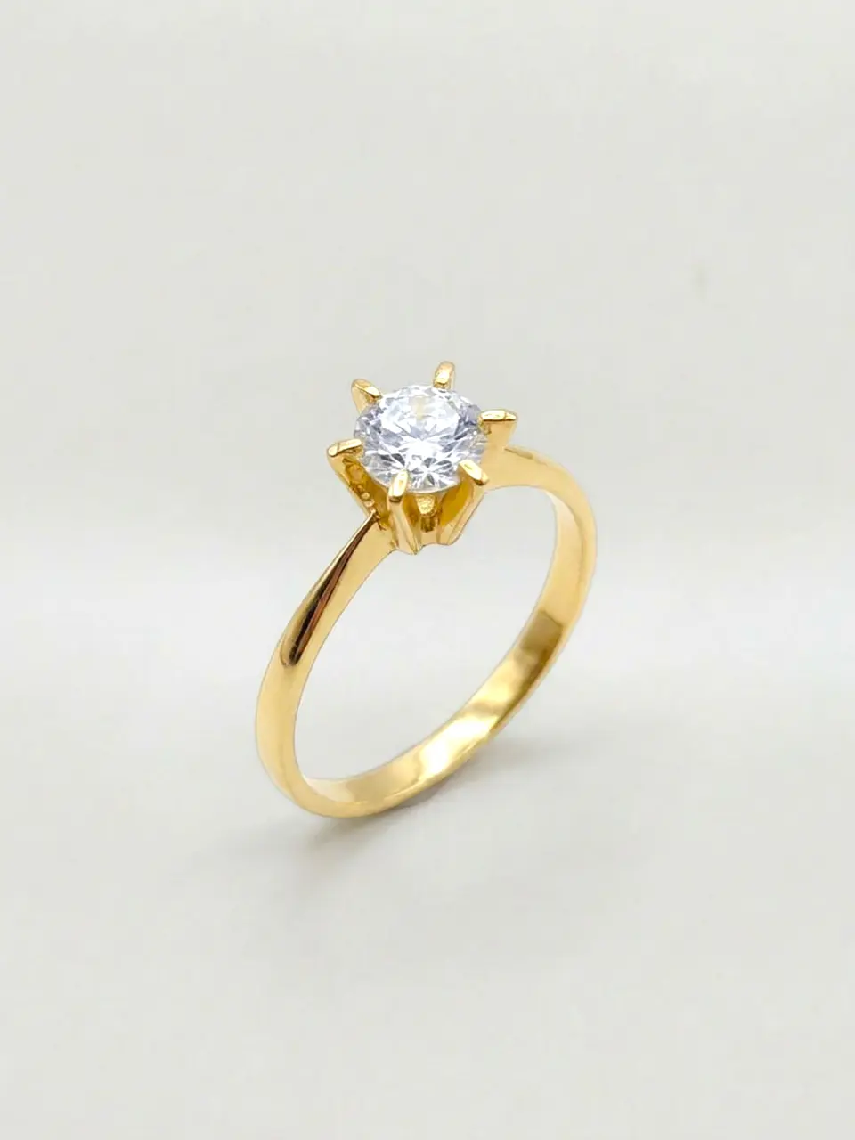 Anillo Solitario Majestuoso con Circón Oro 18k 3