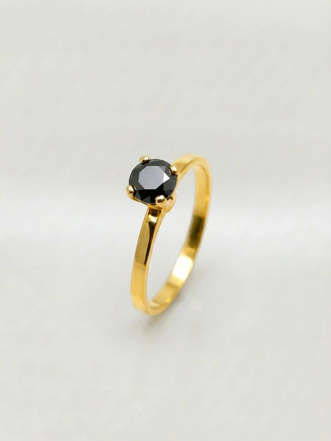 Anillo Solitario Misterio de Ónix Oro 18k