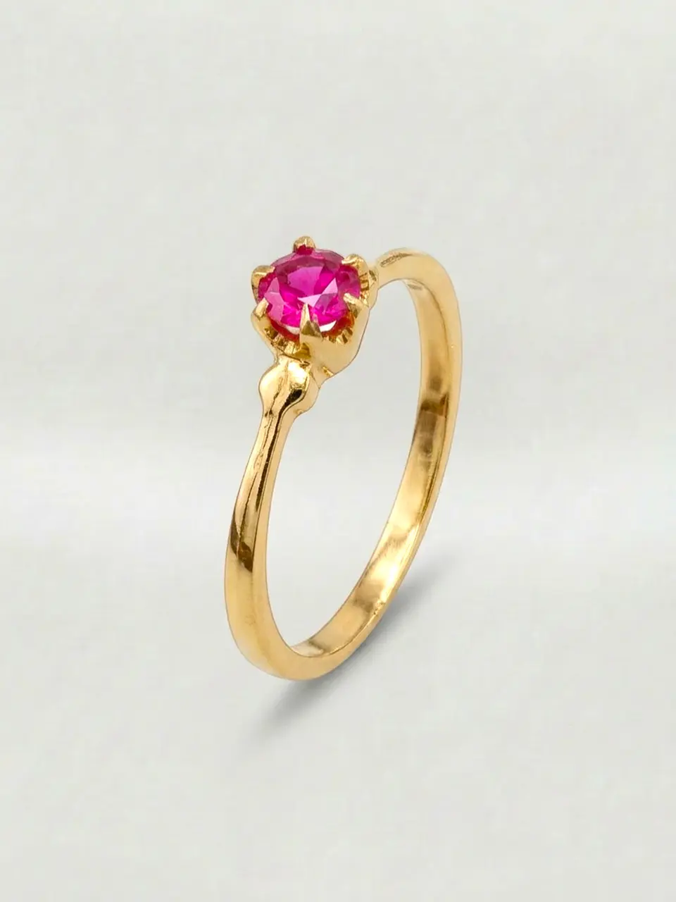 Anillo Solitario Pasión de Rubí Oro 18k 3