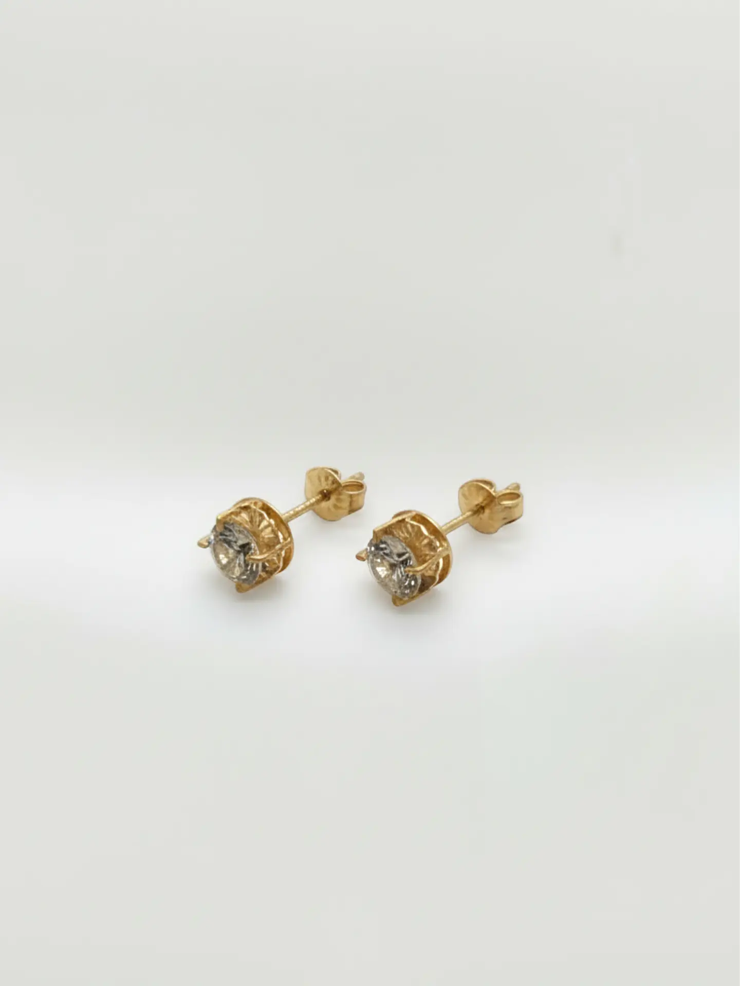 Aros Chatón Brillo de Circón Oro 18k 2