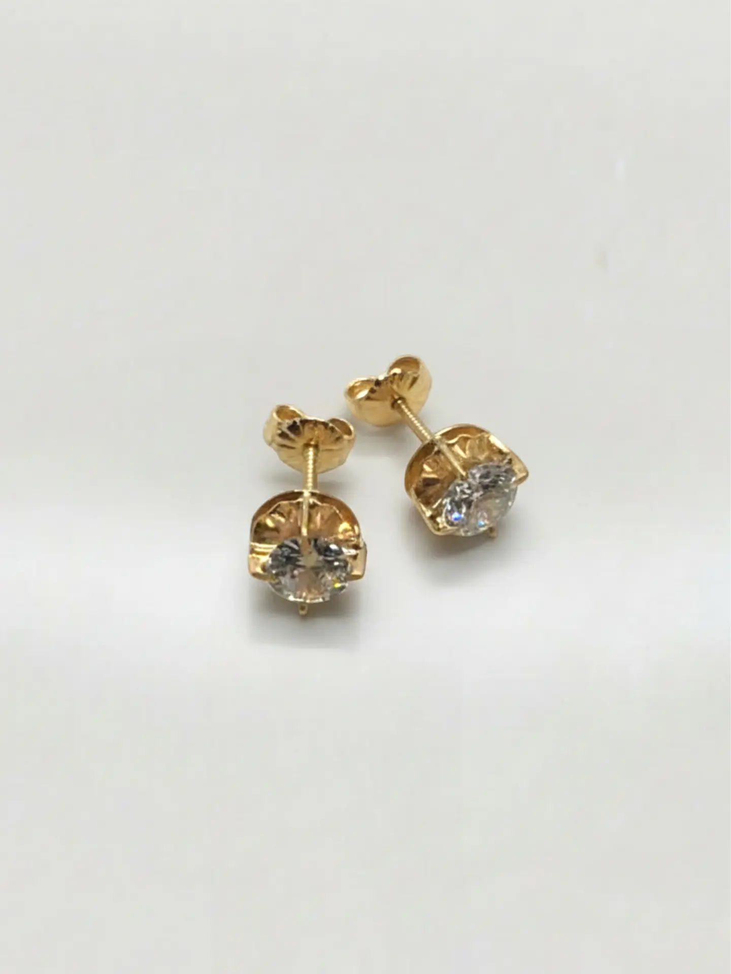 Aros Chatón Brillo de Circón Oro 18k 3