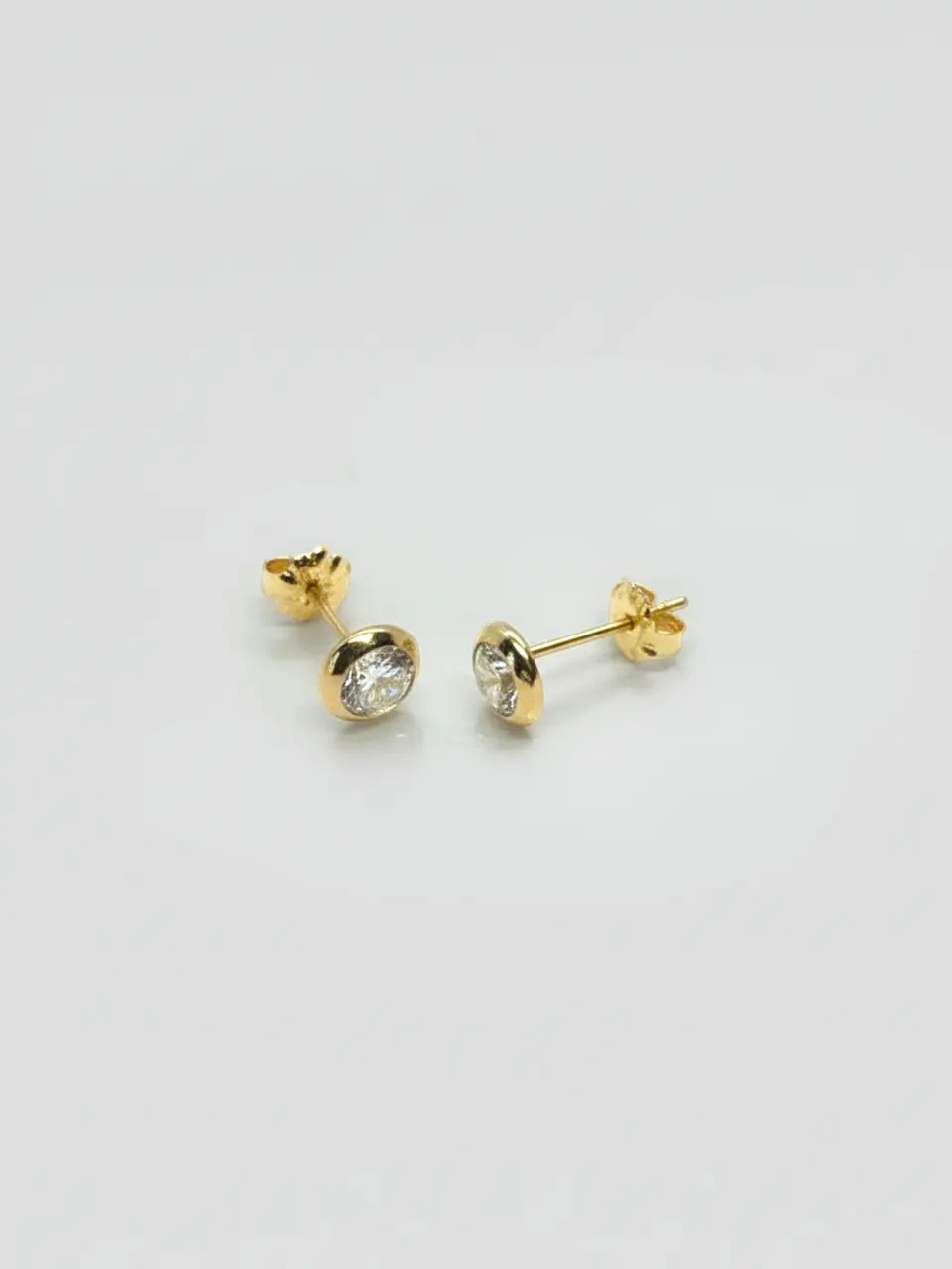 Aros Punto de Luz Resplandor Oro 18k 4