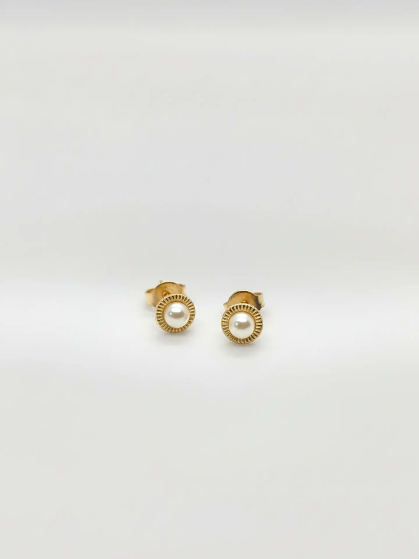 Aros Perla Cultivada Diseño Plato Oro 18k 3