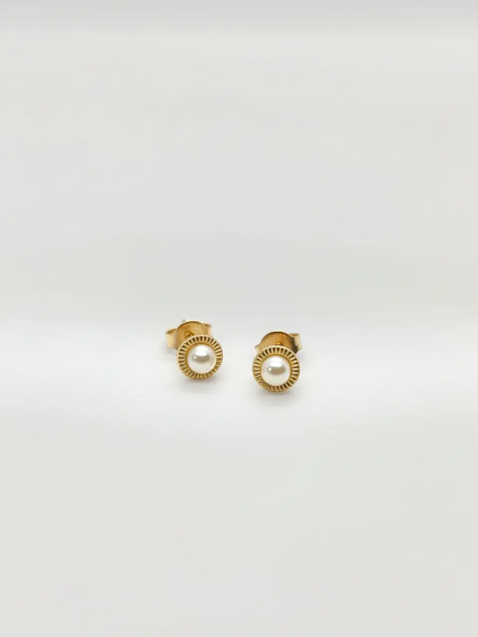 Aros Perla Cultivada Diseño Plato Oro 18k 3