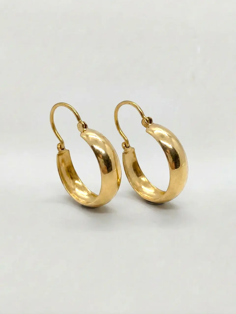 Aros Estilo Bote Clásico Oro 18k 1