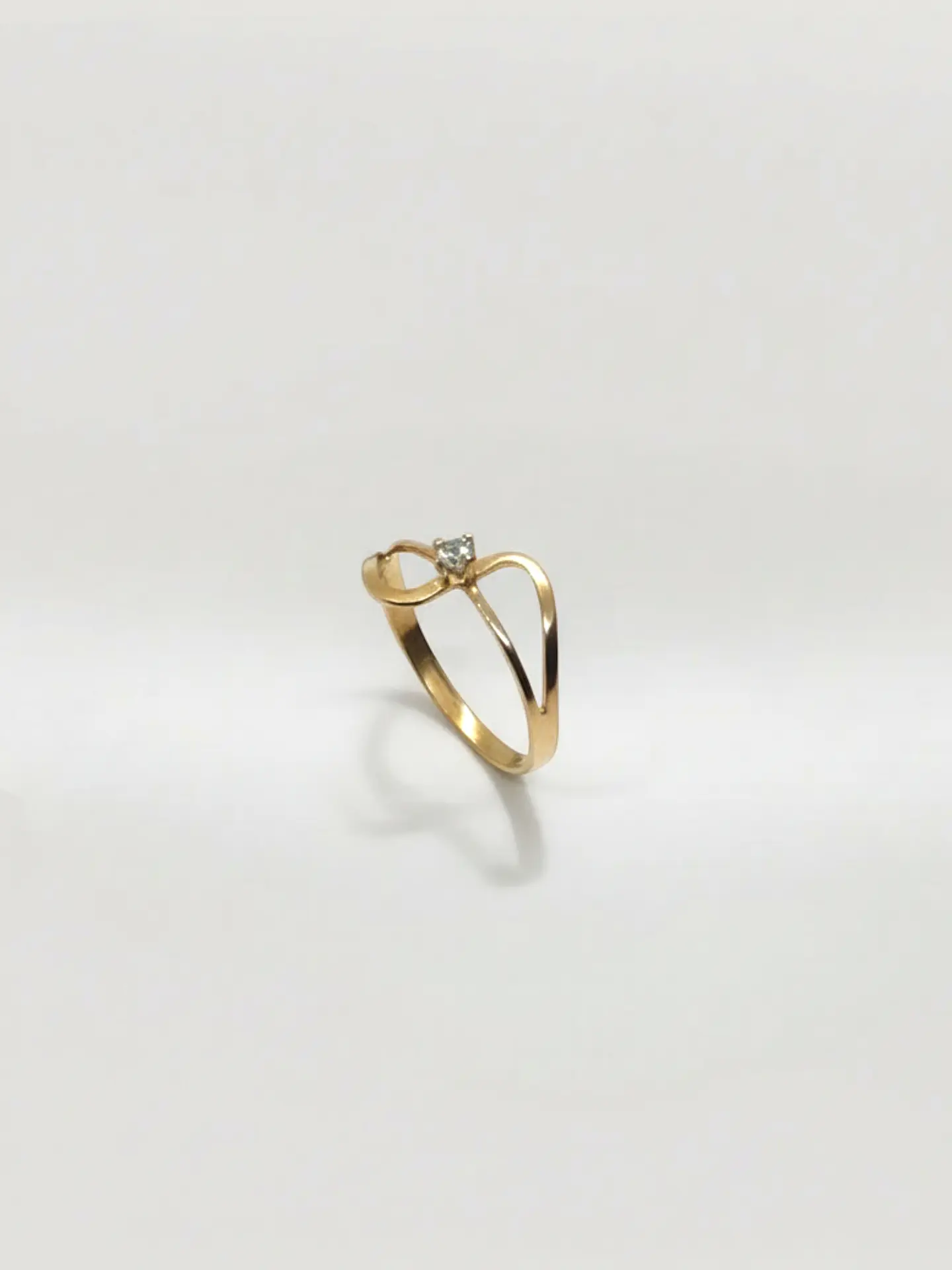 Anillo Infinito Destello de Vida con Circón Oro 18k 2
