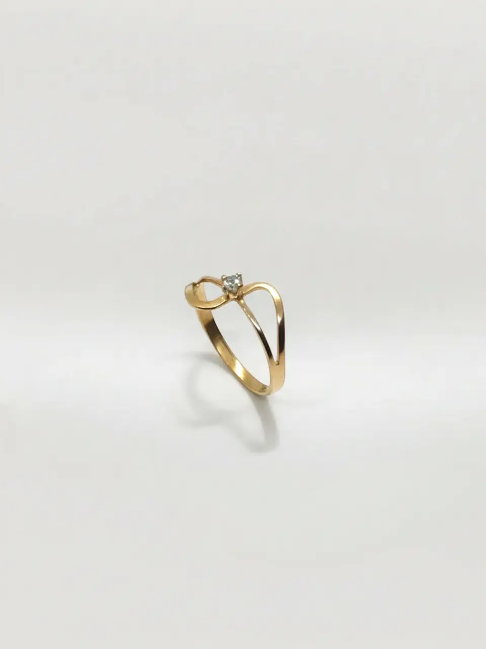 Anillo Infinito Destello de Vida con Circón Oro 18k 2