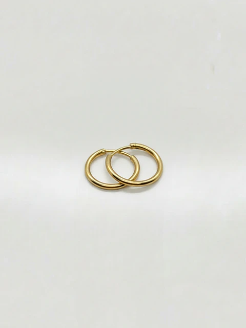 Aros Tubulares de Diseño Limpio Oro 18k