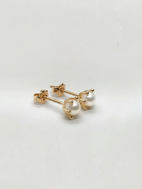 Aros Pistilo Perla Cultivada de Estatus Grande Oro 18k