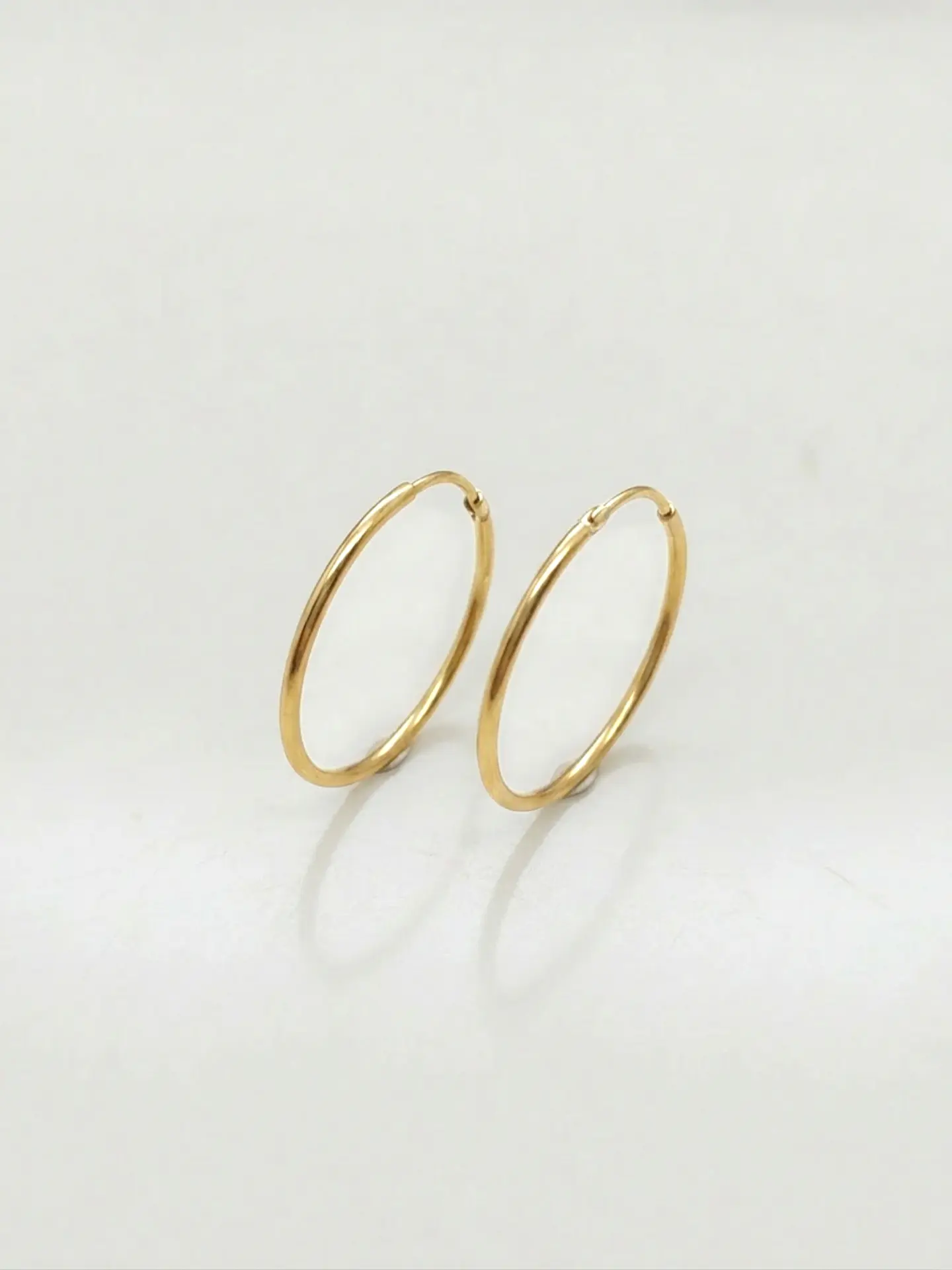Aros Argollas Tubulares Vanguardistas Oro 18k 1