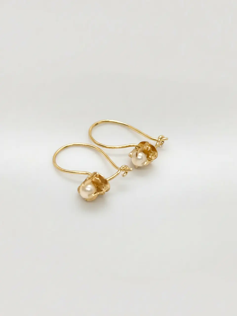 Aros Colgantes Perla Cultivada Natural de Gala Oro 18k 3