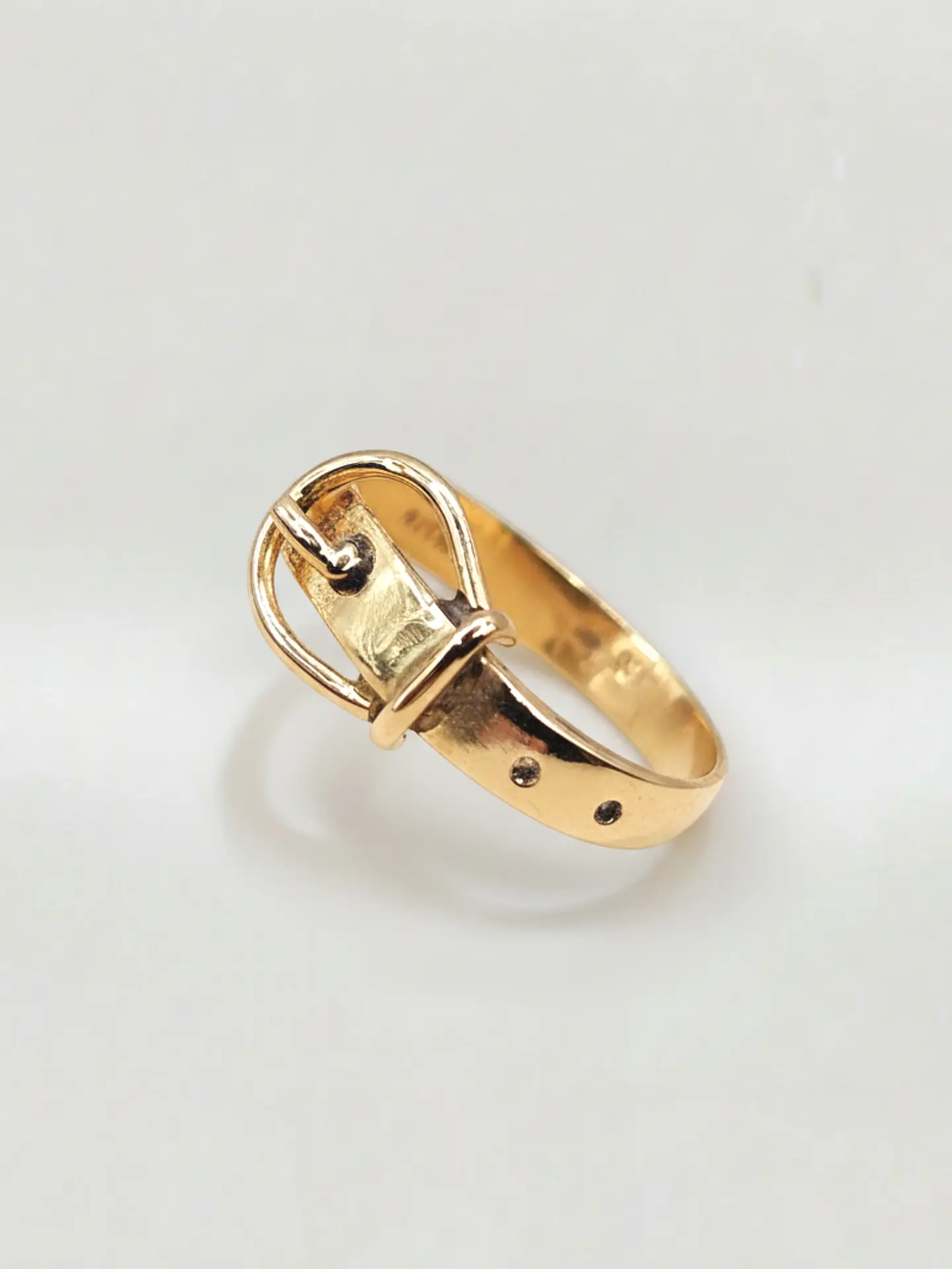 Anillo Estilo Cinturón con Broche Oro 18k 4