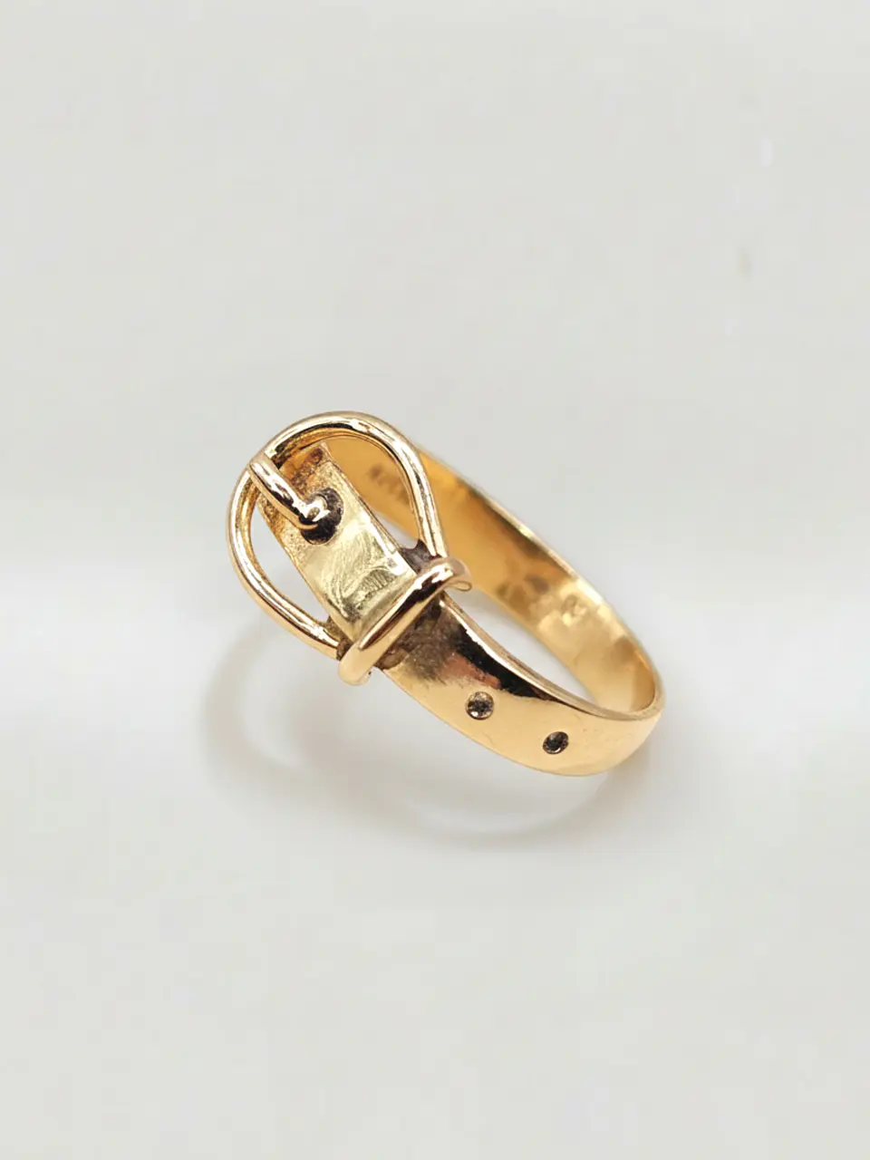 Anillo Estilo Cinturón con Broche Oro 18k 4