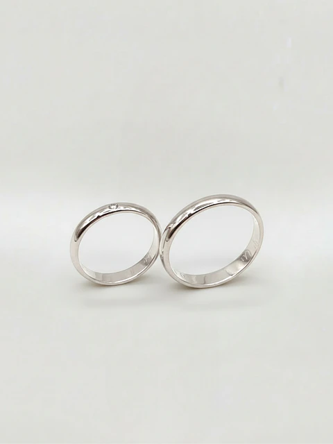 Argollas Estilo Inglés Oro Blanco y Brillante 3 mm Oro 18k