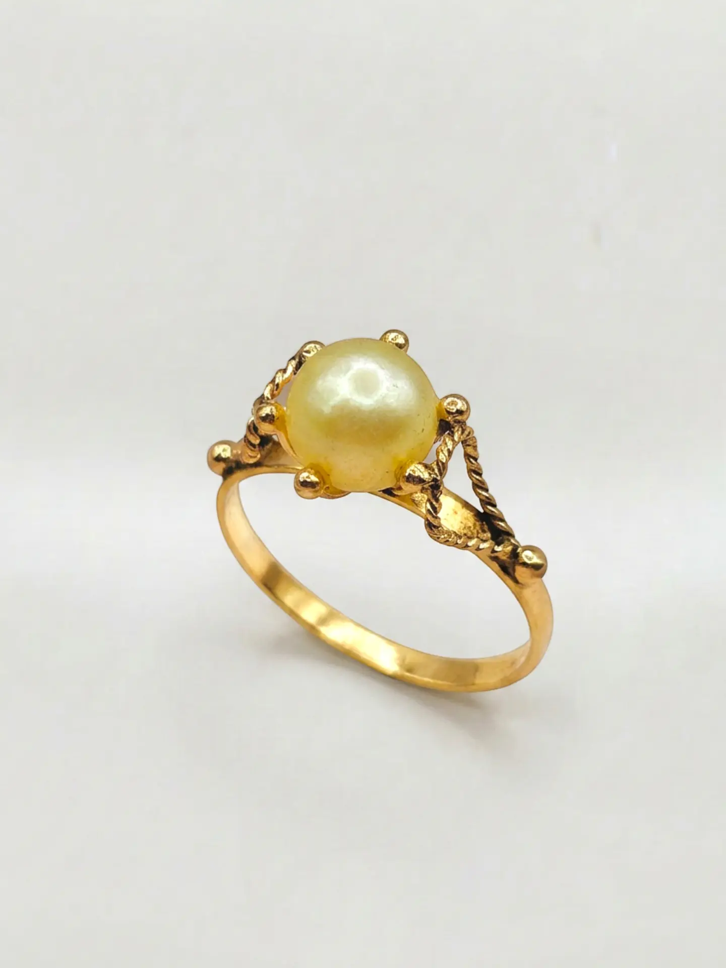 Anillo Pistilo Perla Cultivada Natural Oro 18k 3
