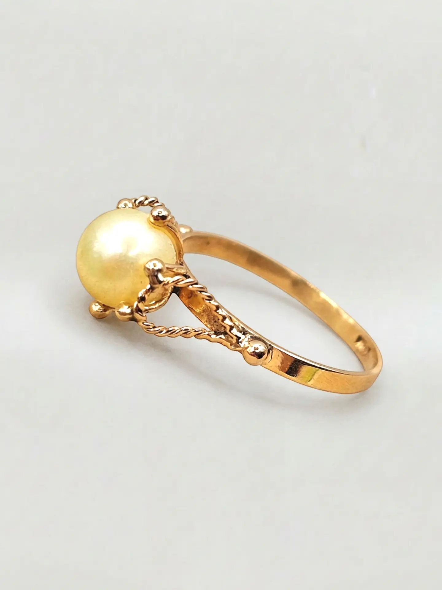 Anillo Pistilo Perla Cultivada Natural Oro 18k 4